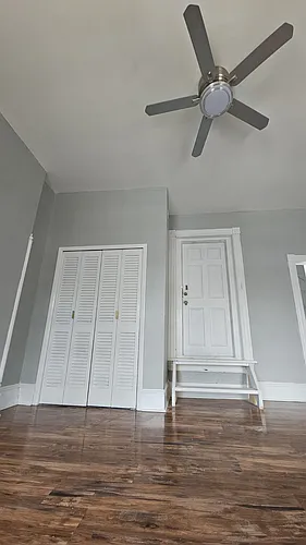 104 W Main St #1 Photo 1