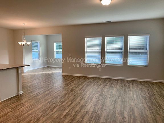 5th image of 3116 Lake Barkley Way