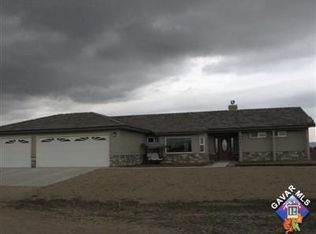 7041 Dogwood Ave, Rosamond, CA 93560