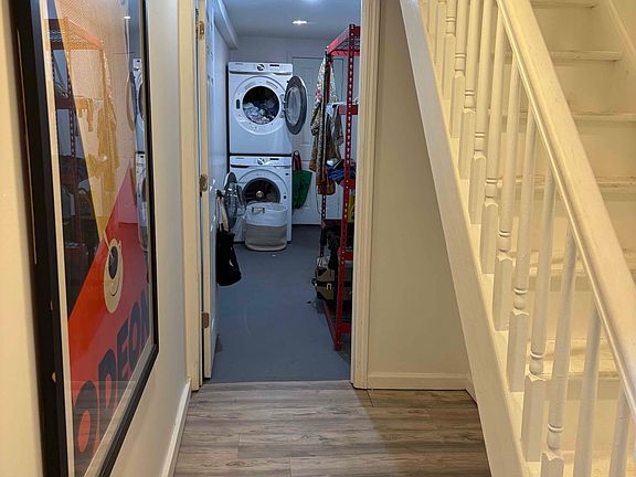 4th image of 15 Melrose St #1