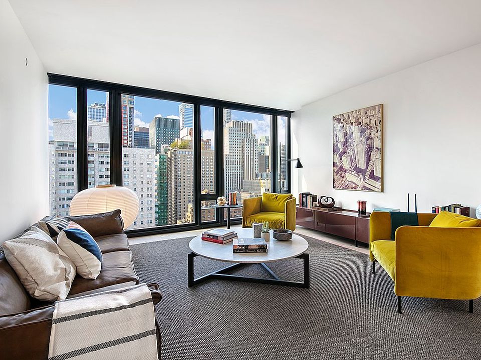1st image of 695 1st Ave #33G