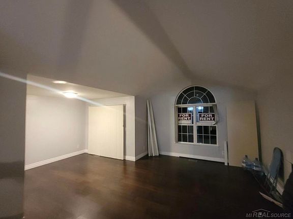 4th image of 46101 Allenton Dr