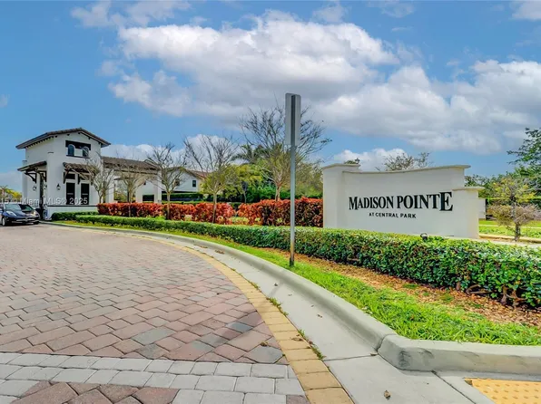 10250 NW 86th St, Doral, FL 33178