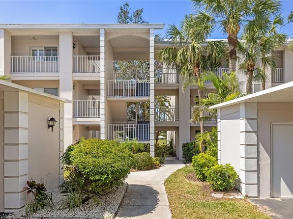 437 Cerromar Ln Unit 418, Venice, FL 34293