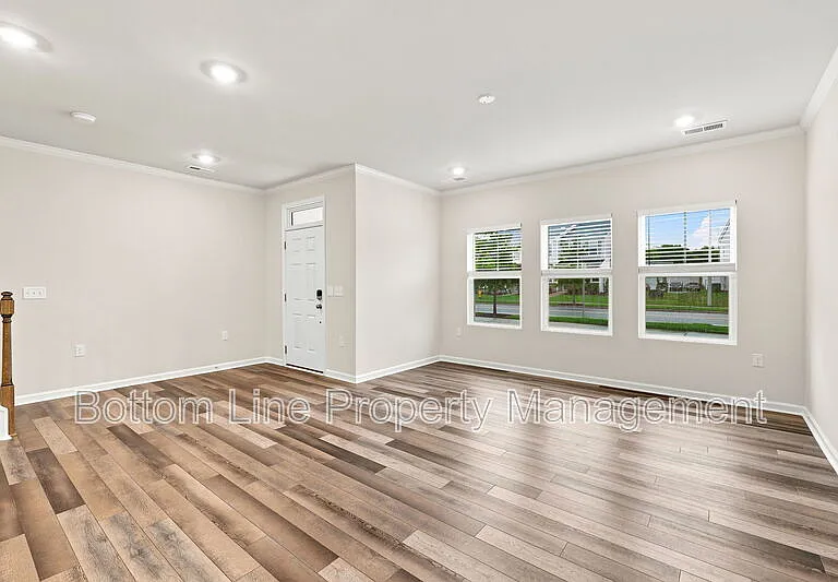 2312 Kasota Ln — Photo 20