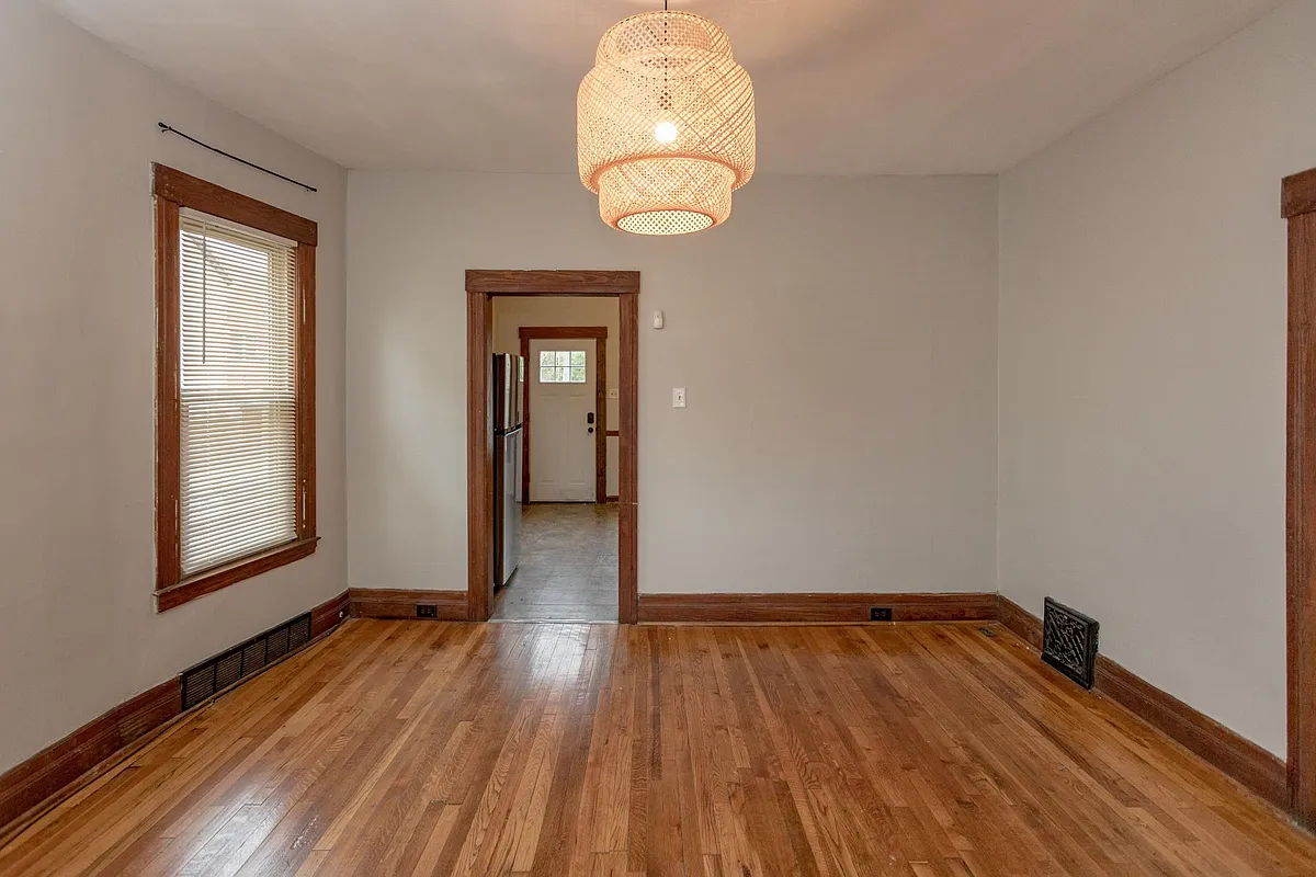 Building Photo - 979 Fischer St #1