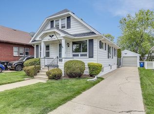 1302 Isabelle Ave, Racine, WI 53402