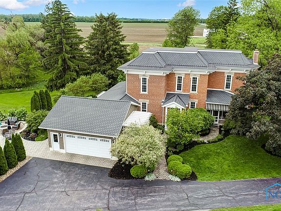 3rd image of 9067 Township Road 89