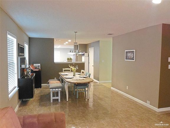 4th image of 2139 Gary Ln