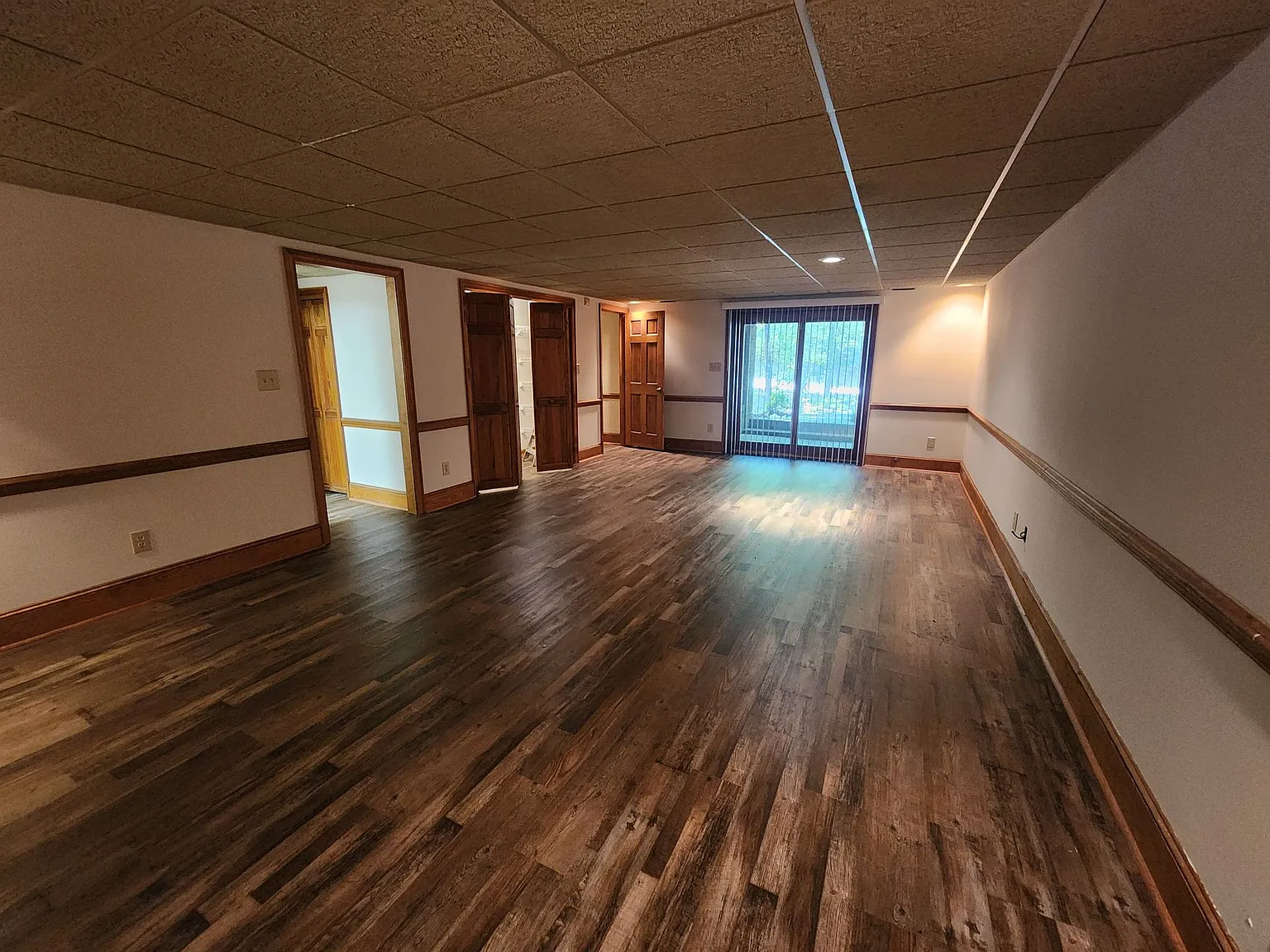 3 bed, 1204 sqft, $2,050 — Photo 3