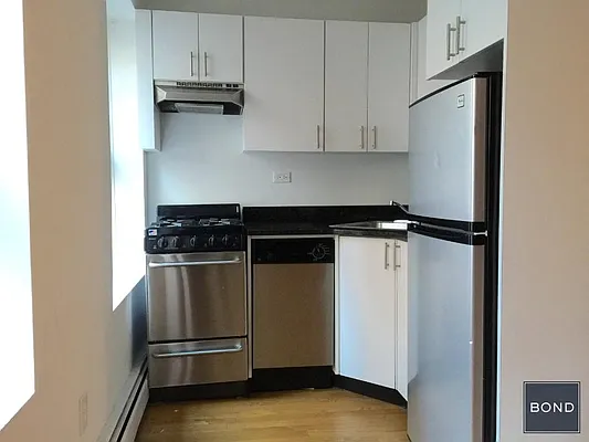 Rented by Bond New York | media 3