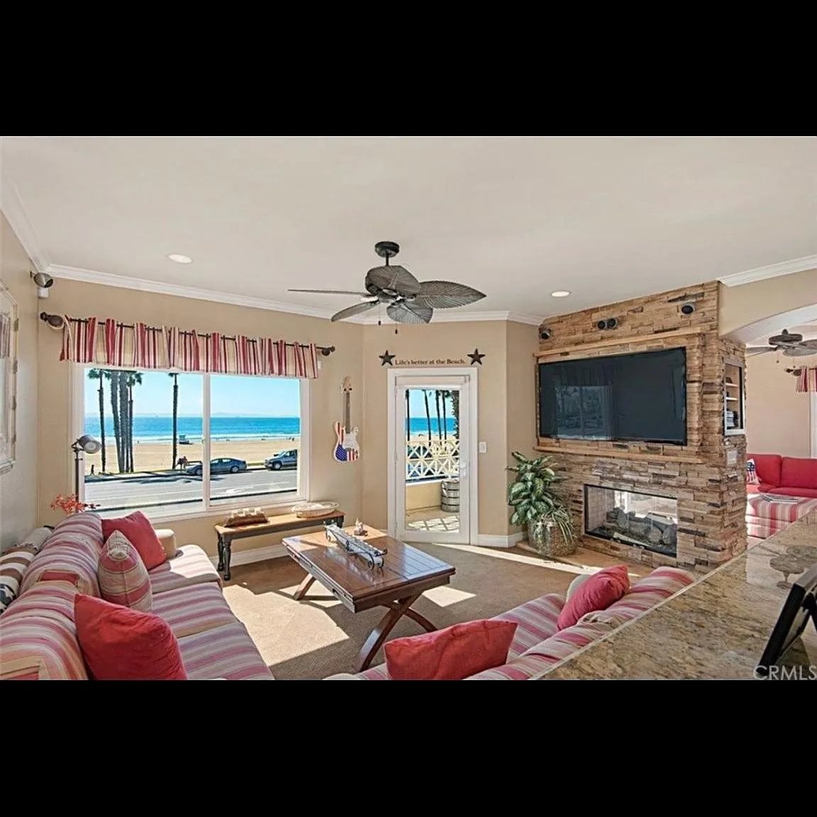 900 Pacific Coast Hwy — Photo 1