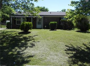 1207 Bilbro St, Greensboro, NC 27406