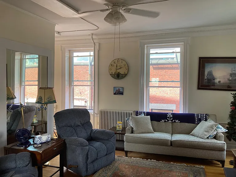 33 Market St #2 — Photo 2