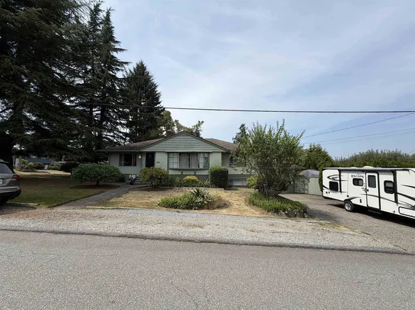 11321 136a St, Surrey, BC V3R 3C4
