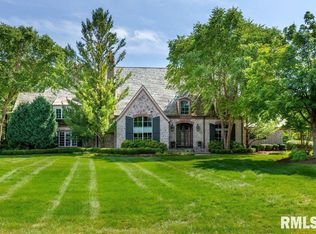 2 Orchard Hill Blvd, Moline, IL 61265