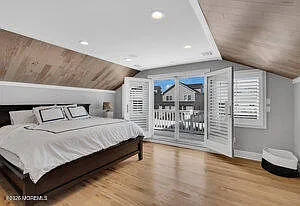 111 Sanborn Ave — Photo 27