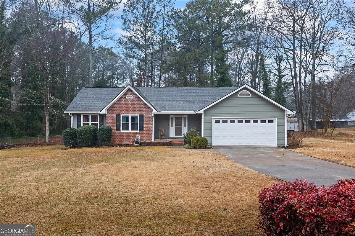 120 Summerfield Dr photo 1