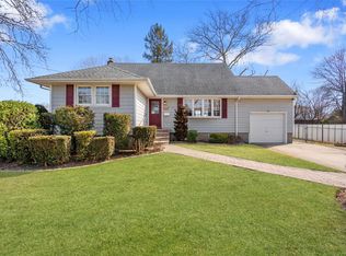 119 Nassau Ave, West Babylon, NY 11704