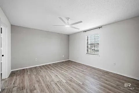 503 W Ariel Ave — Photo 9