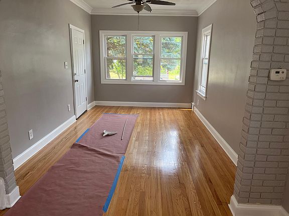 4th image of 242 Elizabeth St #2A