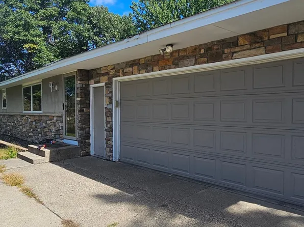 15955 Swallow St NW, Andover, MN 55304