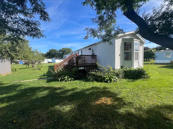 4 Marc Avenue, St. Albans Town, VT 05478