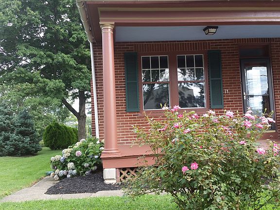 3rd image of 71 College Ave