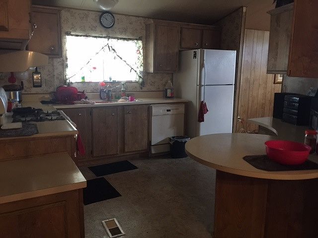 2nd image of 200 S Emerald Dr Space 5