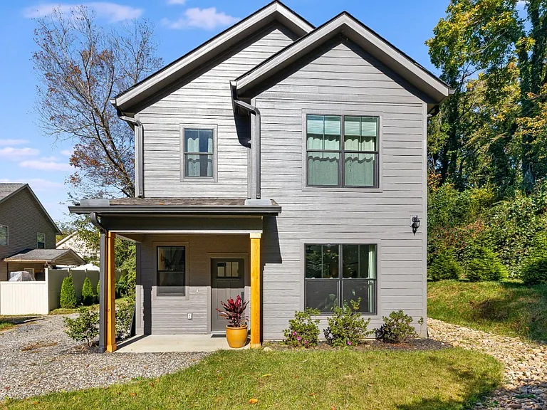 108 Glendale Ave — Photo 10
