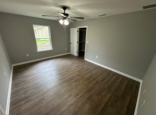 3668 Grey Rd, Memphis, TN 38108