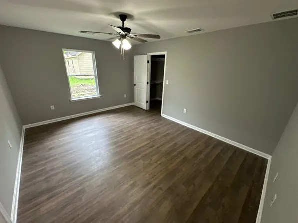 3668 Grey Rd, Memphis, TN 38108