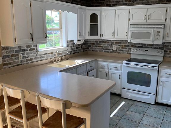 5th image of 120 Woodes Pointe Dr