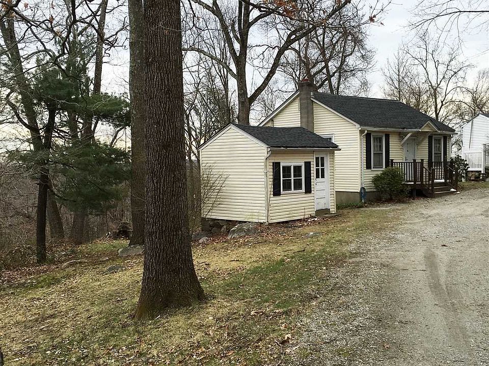 1st image of 9 Summit Dr