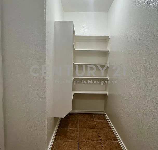 1724 Quails Nest Dr — Photo 10