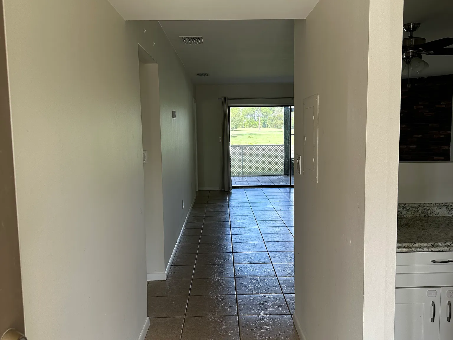 239 Golfpoint Dr — Photo 2