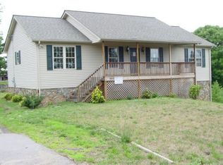4512 Oleva St NW, Roanoke, VA 24017