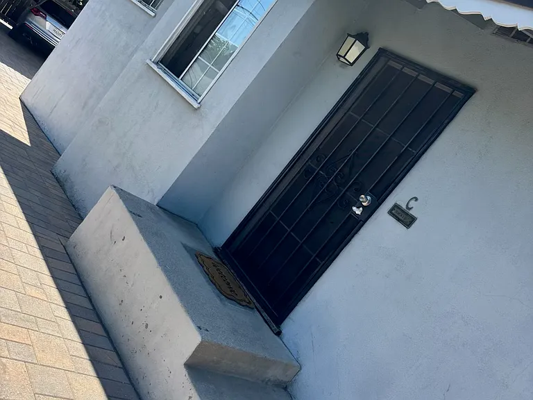 229 N Buena Vista St #C — Photo 1