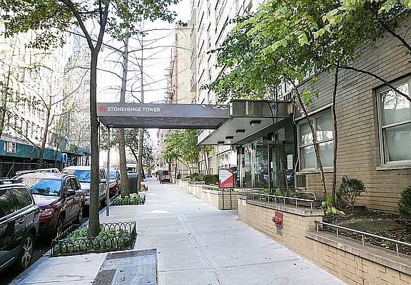 5th image of 210 W 89th St APT 4E
