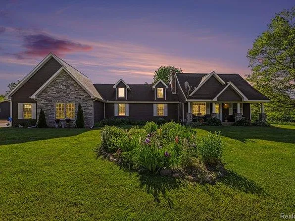5793 Maple Grove Rd, Silverwood, MI 48760