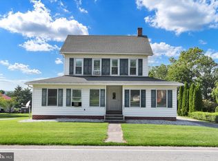 5741 York Rd, Spring Grove, PA 17362