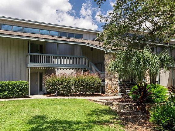 4th image of 807 Pinewood Ct #3137