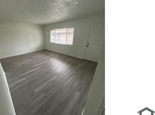 2065 E Saginaw Way #2065, Fresno, CA 93726