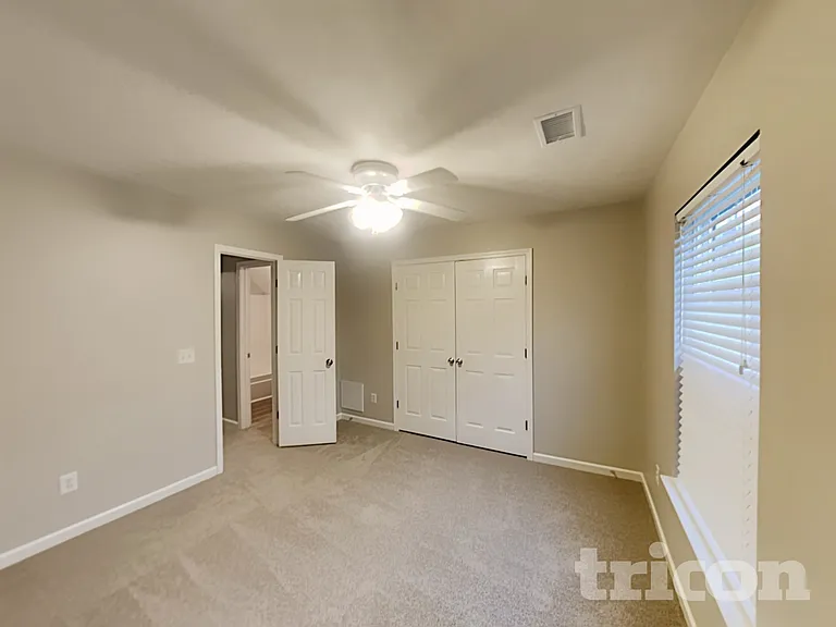 141 Sara Cir — Photo 9