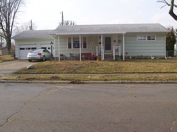 2nd image of 28 Arlington Ave