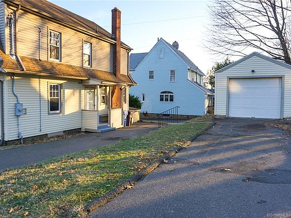 4th image of 1276 Corbin Ave