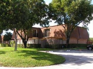 9107C SW 20th St, Davie, FL 33324