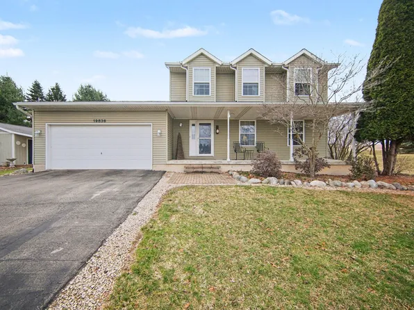 19836 Queens Ct, Manchester, MI 48158