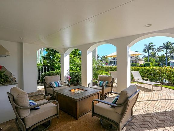 5th image of 1748 Gulf Shore Blvd N #5