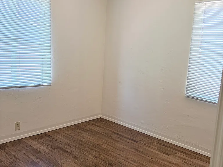 1626 N Sawtelle Ave — Photo 12